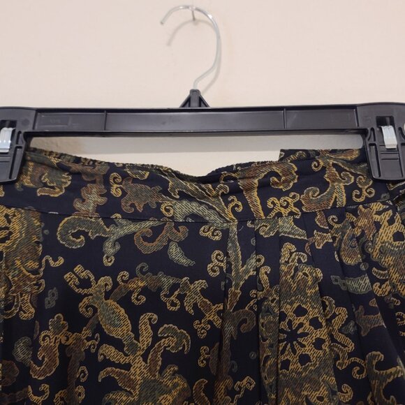 Rena Brown for Saville Petite Ladies 2 piece Top and Skirt. Ladies size 10P - Picture 7 of 10